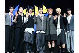 “NiziUの弟”NEXZ、本日（27日）カムバック！新シングル『Mmchk』で初の「音楽番組1位」狙う 画像