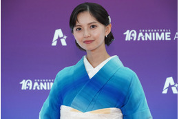 齋藤飛鳥、西野七瀬、有村架純、えなこらがドレスアップ姿で豪華集結【クランチロール・アニメアワード 2026】