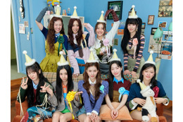 TWICE、米3大音楽授賞式『AMA』で「ベスト女性K-POPアーティスト」を受賞！ 画像
