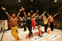 HGも元彌も参戦!GyaOが「ハッスル・マニア 2005」を全試合ノーカット放送 画像