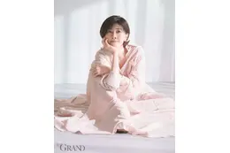 内田有紀、“50歳の節目”を迎え心境語る「私で大丈夫だろうか」という不安を抱きつつ…　『美的GRAND』表紙に登場 画像