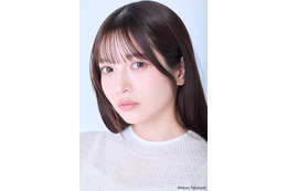 黒嵜菜々子が2年半ぶりに「FLASH」に登場！「幅広い私を見れます」美谷間&くびれで大人の色気