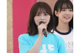 長濱ねる、美しい横顔が映えるショートボブにヘアチェンジ！