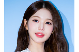 まるでプリンセス…IVE・ウォニョン、“美脚”あらわなミニワンピ姿でイベント出席！可憐な微笑みにキュン 画像