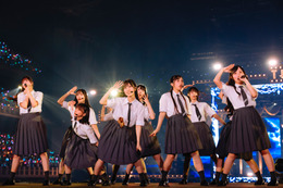 日向坂46五期生、初の単独アリーナ公演で躍動！大野愛実「五期生の10人とこの世界で存在できてよかった」
