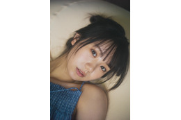 僕が見たかった青空・塩釜菜那＆AKB48・新井彩永、今勢いに乗る2グループから注目メンバーがグラビア登場！