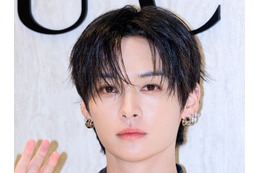 トップスのジッパーを下げ…Stray Kids・リノ、色気溢れる姿で「GUCCI」イベントに登場 画像