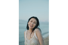 デビュー35年・雛形あきこが22年ぶり写真集を発売　封印の水着グラビアも解禁