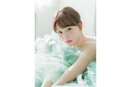 齊藤なぎさ、初めてのカレンダーが完全撮りおろしで発売決定！