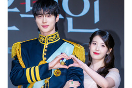共演作は大炎上も友情は続く！IU、俳優ビョン・ウソクの撮影現場にケータリングカー差し入れ 画像