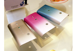 【CommunicAsia2010 Vol.2:動画】「Xperia X8」の動作を展示会場でチェック！ 画像