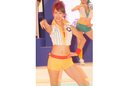 【WPC 2005】コンパニオン写真集 Part.3 へそ出しルック 画像