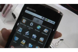 【Wireless Japan 2010（Vol.19）：動画】京セラから初のAndroid搭載スマートフォン「Zio」 画像