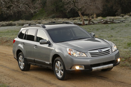 スバル レガシィ、米国で車内無線LANサービス開始 画像