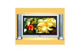 ゾックス、HDMI入力とD4入力搭載の32型液晶TVを99,800円で予約販売開始 画像