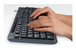 ロジクール、実売1,480円のフルサイズキーボード 画像