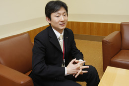 【CEATEC JAPAN 2010（Vol.1）】商用化目前！NTTドコモのLTE”Xi”が見どころ 画像