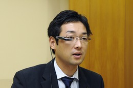 【CEATEC JAPAN 2010(Vol.8)】小型・軽量ヘッドマウントディスプレイによるAR体験……NTTドコモ 画像
