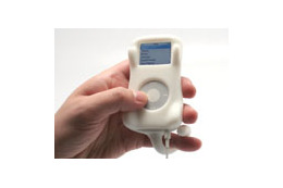 フォーカルポイント、iPod nano用ネコ型ケース しっぽにケーブルを巻き付けて収納可能 画像
