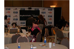 【BlogWorld Expo2010（Ver.12）】～SONY 1～　究極のゲーム用ヘッドセット体験