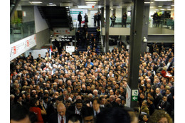 【MWC 2011(Vol.25)】米マイクロソフト・バルマー氏基調講演、WP7の機能強化とノキア提携をアピール 画像