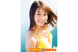 “美形ロリータフェイス&ナイスバディ”小池唯の元気ハツラツ水着ショット 画像