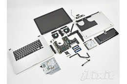Apple非公表の改善ポイントも?……新型MacBook Proの分解レポートが公開 画像
