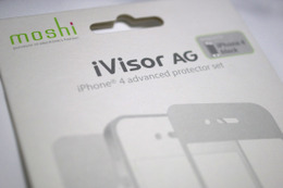 【レビュー】貼り直し可能なiPhone 4用保護フィルム、「iVisor AG for iPhone 4」 画像