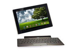 ASUSTeK、タブレットPCとノートPCに変化する「Eee Pad Transformer TF 101」 画像