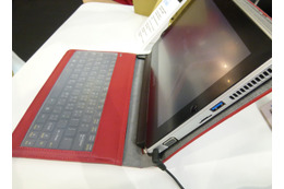 【COMPUTEX TAIPEI 2011(Vol.18):動画】キーボード収納カバーで使い勝手をアップ!GIGABYTEのタブレット「S1080」 画像
