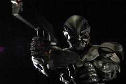 i-revo、漆黒の最強ヒーローを描く特撮ムービー「スペクター」配信開始 画像