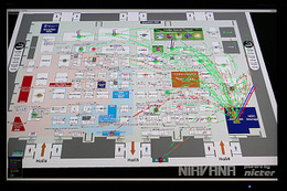 【Interop Tokyo 2011(Vol.28)】デモ見学中にも大量のマルウェア!……情報通信研究機構、パケットの流れを“見える化”する技術 画像