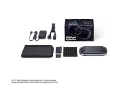 SCE、夏季限定の「PSP『プレイステーション・ポータブル』(PSP-3000)バリューパック」 画像