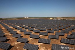 イタリアに太陽電池発電所が完成　三洋電機のHIT太陽電池 画像