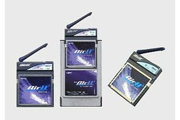 NECインフロンティアも128kパケット対応CF型通信カードをリリース。可動アンテナは着脱可能 画像