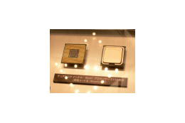 インテル、Coreマイクロアーキテクチャ採用のCPU「Xeon 5100」シリーズを発表 画像