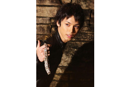 水嶋ヒロさん出演!「Mobage」新TVCM「スマホでモバゲー怪盗ヒロ」篇のメイキング 画像