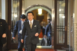 枝野幸男前官房長官 新しい経産相に 画像