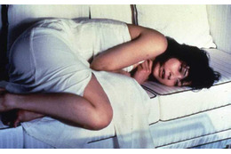 GyaO、映画「バブルと寝た女たち」を配信開始 画像