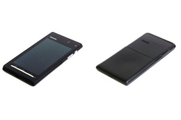 【CEATEC 2011】KDDI、新聴覚スマートフォンを展示!新開発の音声振動素子で試作 画像