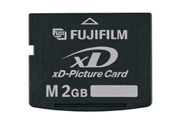 富士写、容量2GBのxDピクチャーカード