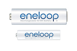 三洋、充電池「eneloop」（エネループ）の新モデル……5年の長期保存でもバッテリ残存70％に性能向上 画像