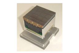 日立、ガンマ線の半導体型検出センサー・モジュールの販売を開始 画像