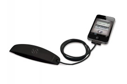 シネックス、iPhone/iPod touchと接続して利用する放射線測定器 画像