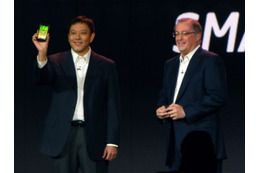 【CES 2012】Intel Atom搭載のスマートフォンがついに登場! 画像