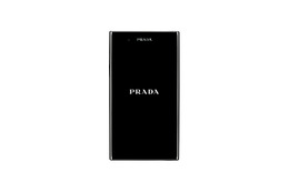 ドコモ、「PRADA phone by LG L-02D」の事前予約受付を17日に開始 画像