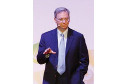 【MWC 2012(Vol.44)】明るい未来?とそれを阻む検閲……Google会長、基調講演で10年後の未来像を語る 画像