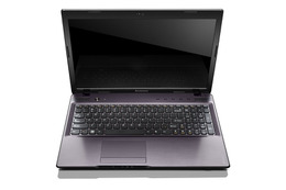 レノボ、4コアのAPU採用で動画・音楽再生機能を向上した15.6型「IdeaPad Z575」 画像