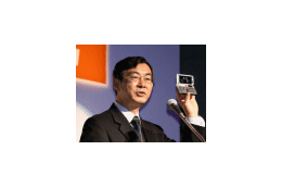 au、ワンセグ&デジタルラジオ対応端末「W44S」を発表 画像
