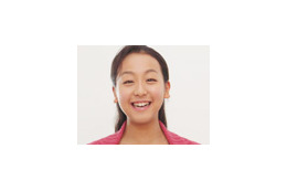 オリンパス、浅田真央撮影会に参加できるキャンペーン E-330購入者には2万円返金 画像